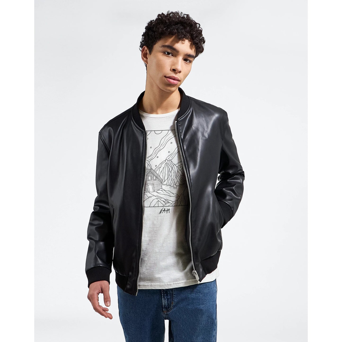 e76ac75e-e76d-4ae7-a25a-57f99edd1cad